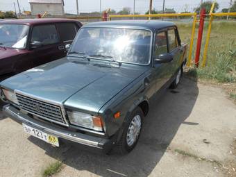 2010 Lada 2107 Pictures