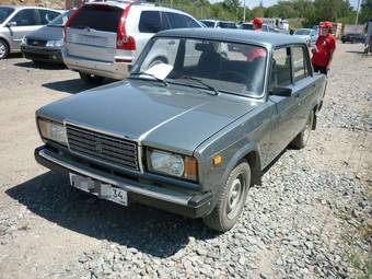 2010 Lada 2107 Photos