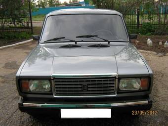 2010 Lada 2107 Photos