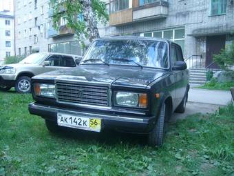 2010 Lada 2107 Pictures
