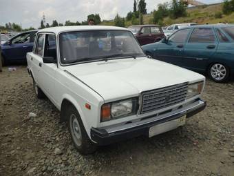 2010 Lada 2107 Photos