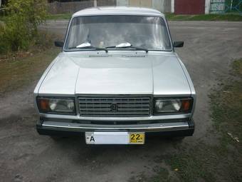 2010 Lada 2107 Photos