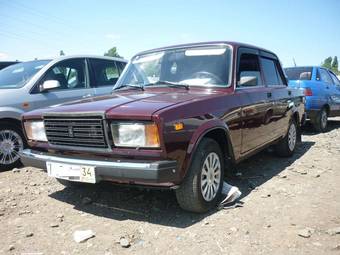 2010 Lada 2107 Pictures