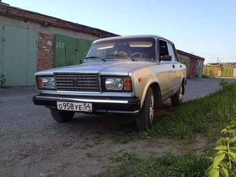 2010 Lada 2107 Photos