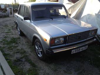 2010 Lada 2107 Pictures