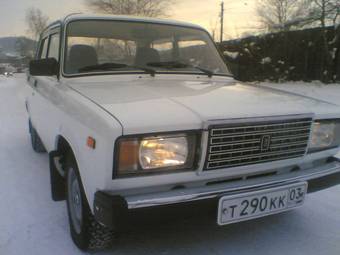 2011 Lada 2107 Pictures