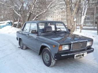 2011 Lada 2107 Photos