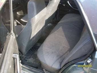 2011 Lada 2107 Pictures