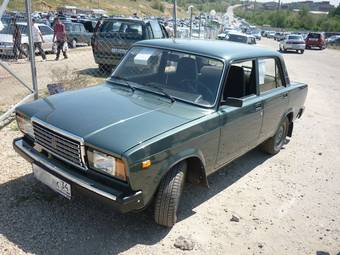 2011 Lada 2107 Photos