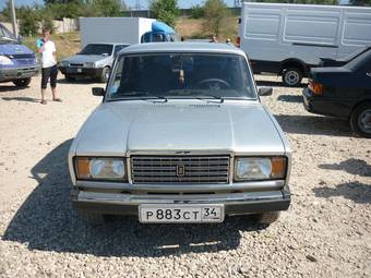 2011 Lada 2107 Photos