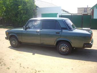 2011 Lada 2107 Photos