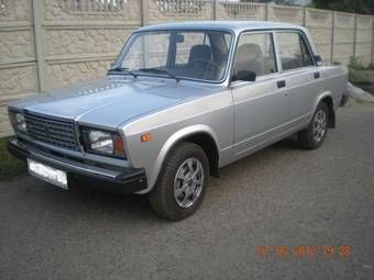 2011 Lada 2107 Photos