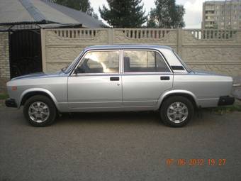 2011 Lada 2107 Wallpapers