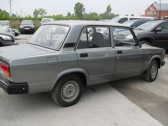 2011 Lada 2107 Photos