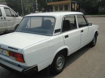 2012 Lada 2107 Wallpapers