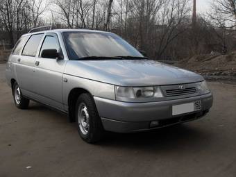 2008 Lada 2111 Photos