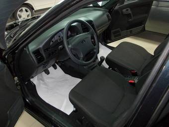 2011 Lada 2111 Images