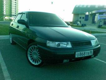 2008 Lada 2112 Photos