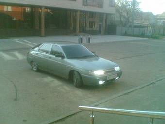 2008 Lada 2112 Photos