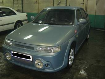 2010 Lada 2112 Pictures