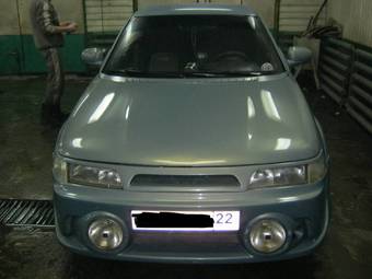 2010 Lada 2112 Pics