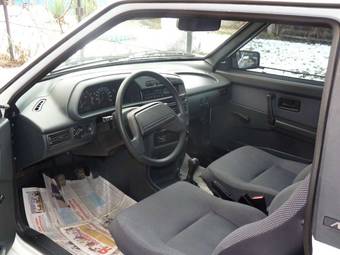 2011 Lada 2113 Photos