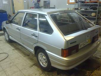 2010 Lada 2114 Pictures