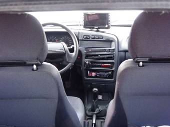 2010 Lada 2114 Photos