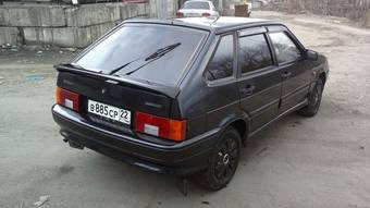 2010 Lada 2114 Wallpapers