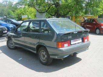 2010 Lada 2114 Photos
