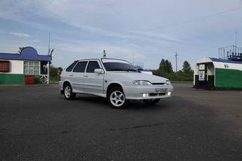 2010 Lada 2114 Pictures