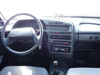 2011 Lada 2114 Images