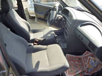 2011 Lada 2114 Pictures