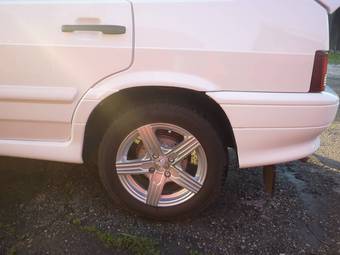 2011 Lada 2114 Pictures