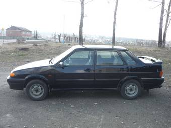 2010 Lada 2115 Pictures