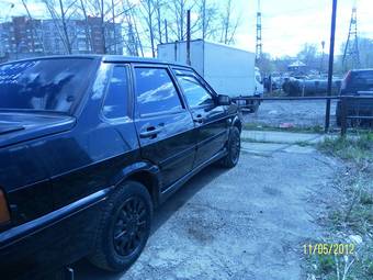 2010 Lada 2115 Pictures