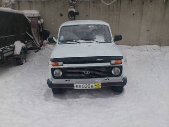 2010 Lada 2121 4X4 NIVA Images