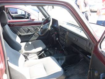 2010 Lada 2121 4X4 NIVA Pictures