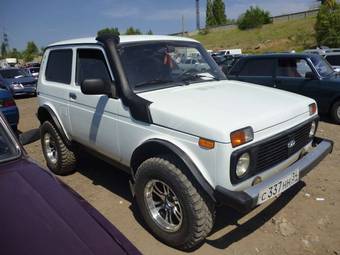 2010 Lada 2121 4X4 NIVA Photos