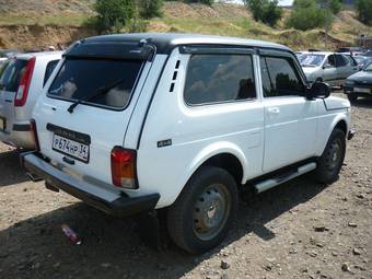 2010 Lada 2121 4X4 NIVA Pictures