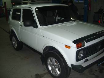 2011 Lada 2121 4X4 NIVA Pictures