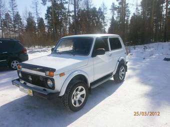 2011 Lada 2121 4X4 NIVA Pictures