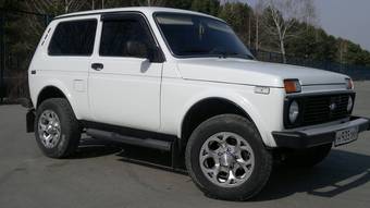 2011 Lada 2121 4X4 NIVA Pictures