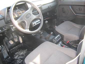 2011 Lada 2121 4X4 NIVA Pictures
