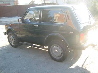 2011 Lada 2121 4X4 NIVA Wallpapers