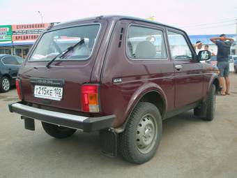 2011 Lada 2121 4X4 NIVA Pictures