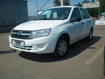 2012 Lada Granta Photos