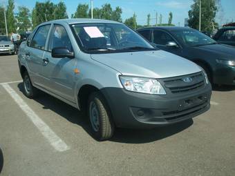 2012 Lada Granta Photos