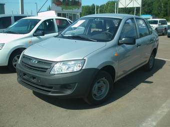 2012 Lada Granta Photos