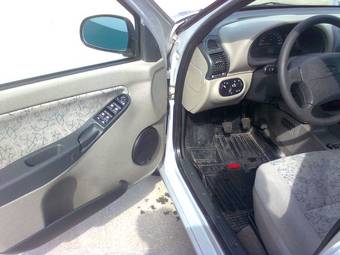 2008 Lada Kalina Hatchback Pictures